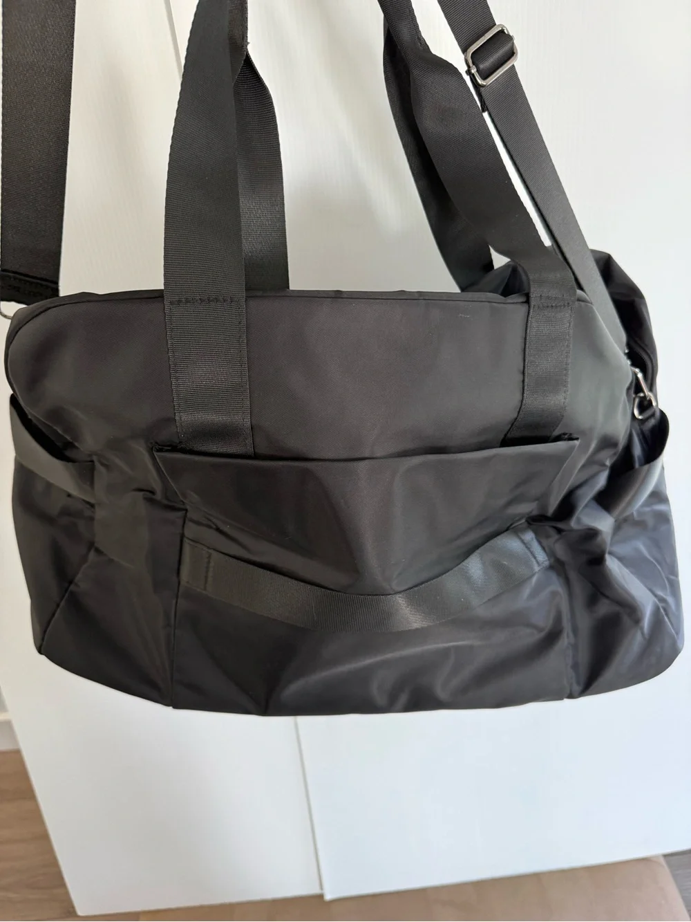 N/A versatile black